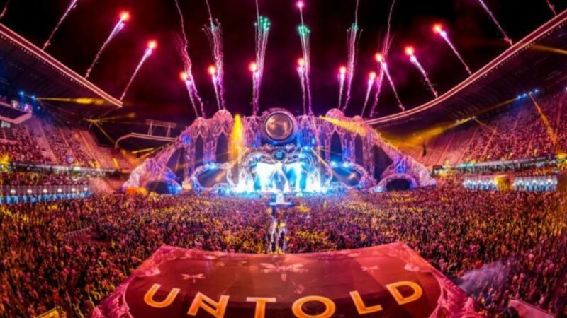 Otravă la Untold 2024. Andreea Esca va urca pe scenă ca să facă show