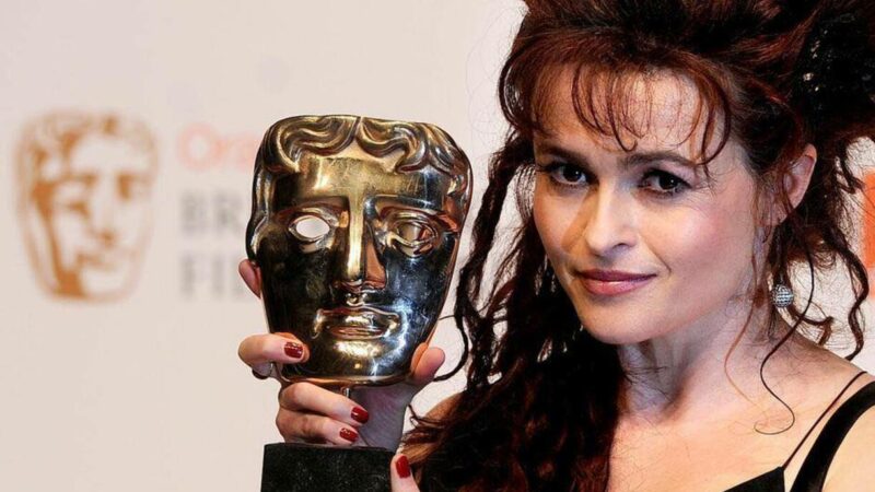 Iubirile excentrice ale unei mari actrițe. Helena Bonham Carter și Tim Burton locuiau în case separate