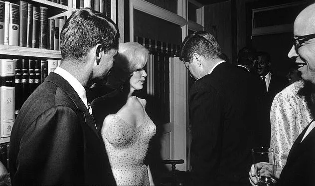 Marilyn Monroe, scandal la Frank Sinatra acasă, cu o săptămână înainte să moară. Amenințări directe la adresa fraților Kennedy