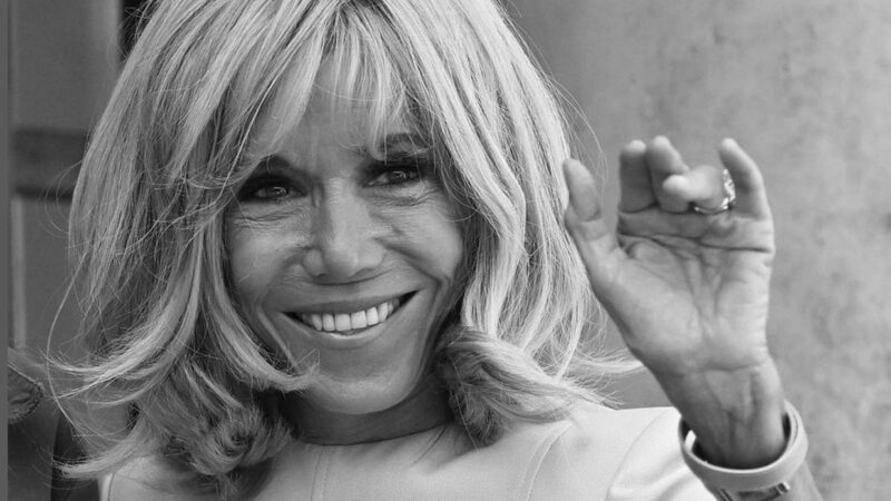 Brigitte Macron apare astăzi într-un celebru serial, în rol de actriță. Francezii sunt revoltați