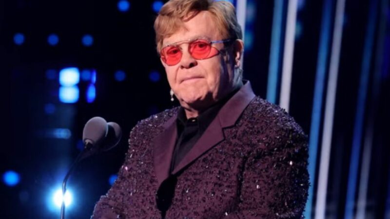 Elton John, probleme serioase din cauza unei infecții severe la ochi. Ce se întâmplă acum cu celebrul artist