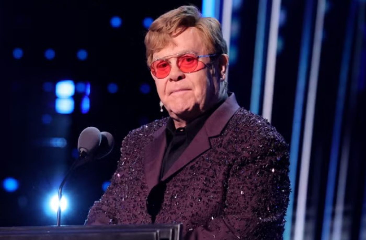 Elton John, probleme serioase din cauza unei infecții severe la ochi. Ce se întâmplă acum cu celebrul artist