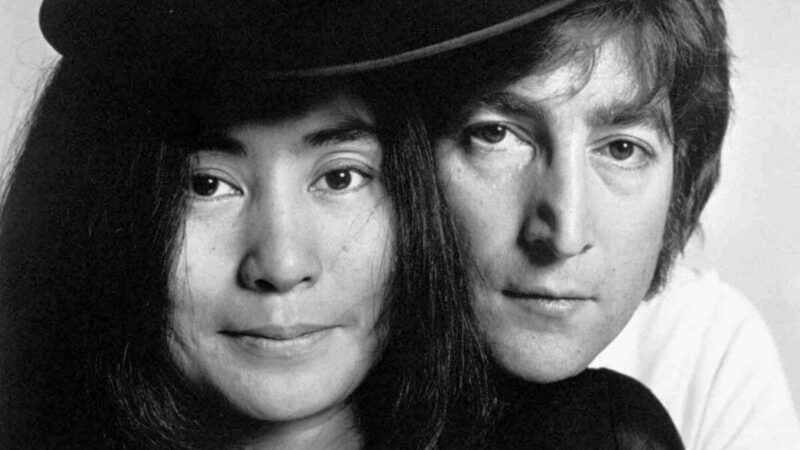 Infidelitățile lui John Lennon, dezvăluite. După ce a asistat la scene necenzurate, Yoko Ono l-a pus să doarmă pe canapea