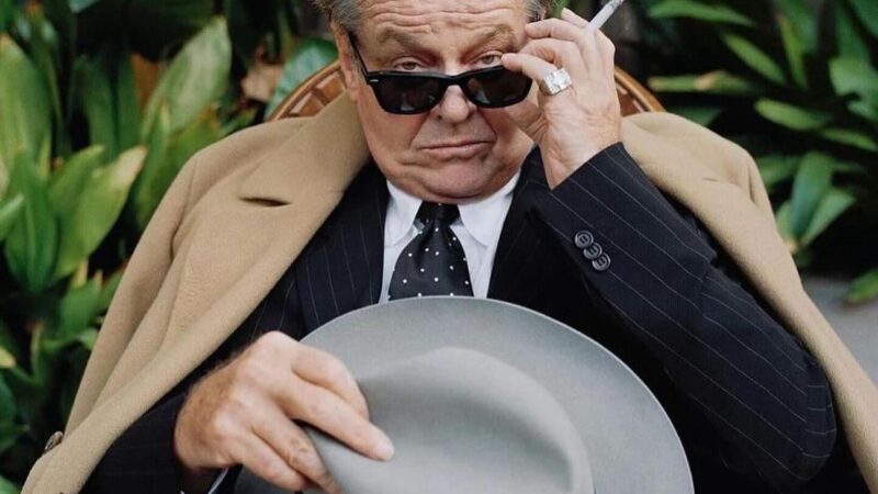 Episodul „Halatul, cât costă halatul?” în variantă americană, cu un Jack Nicholson la o paradă de modă