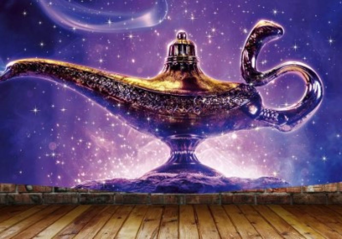 O femeie găsește lampa lui Aladdin. Un spiriduș iese din ea. Ce-și dorește femeia…