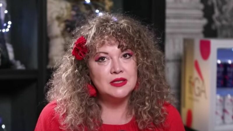 Oana Lis povestește cât de săracă a fost. „Am dat la o parte piciorușele de gândac și am mâncat în continuare”