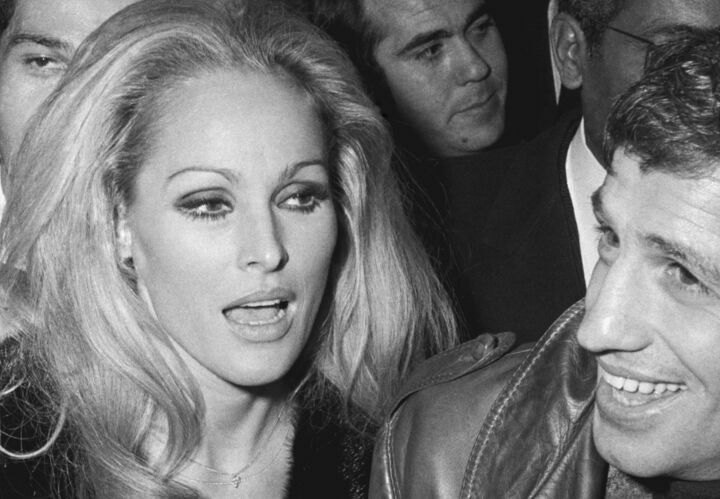 Belmondo și Ursula Andress au trăit o iubire legendară. „Magnificul” și fata James Bond au lăsat totul pentru a fi împreună