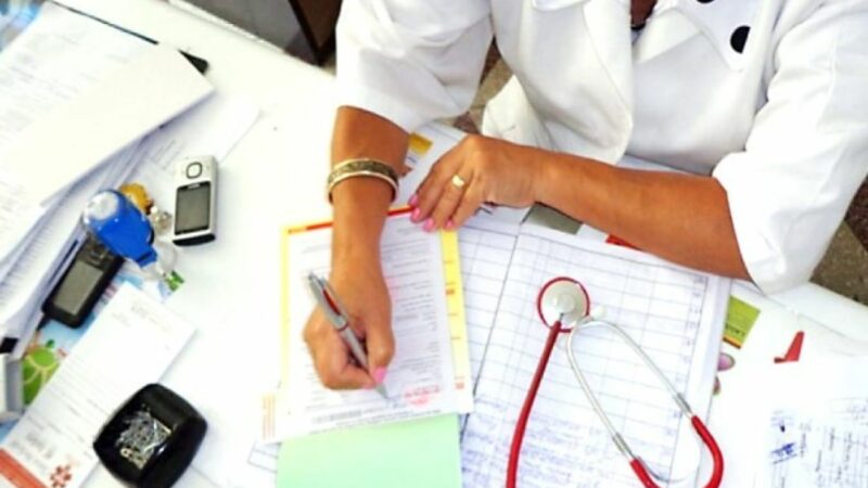 Ministrul Sănătății anunță că dispar rețele medicale scrise de mână. Când va fi disponibilă noua platformă digitală