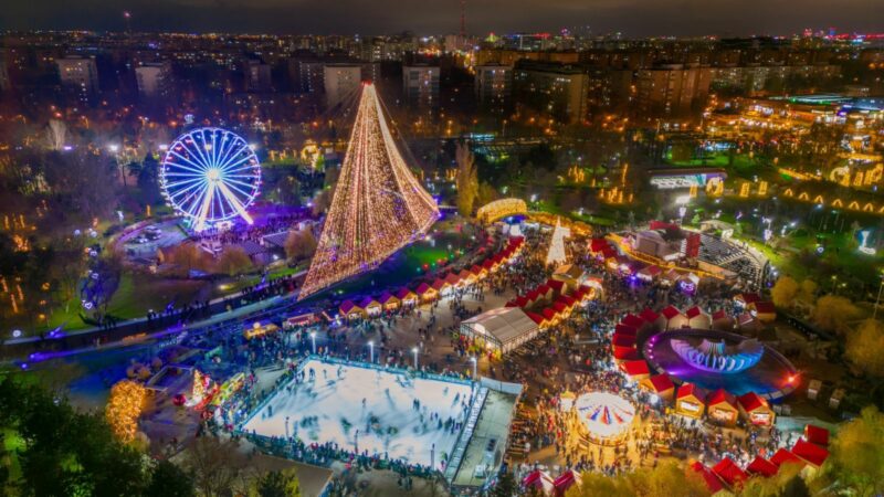 Pe 28 noiembrie se deschide primul târg de Crăciun din Capitală: West Side Christmas Market. Urmează 30 de zile de basm