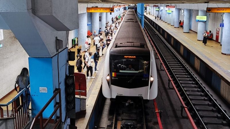 Lanț de crime la metrou! Oameni împinși pe șine, autoritățile sunt în alertă de grad zero