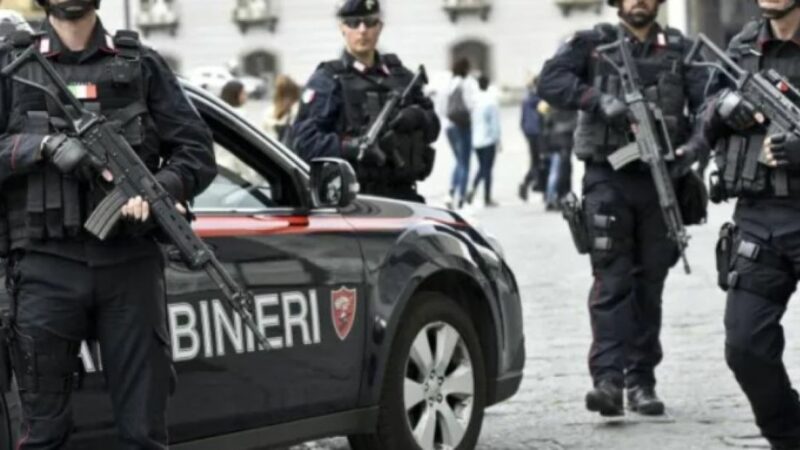 O româncă, eroină în Italia. Femeia a salvat o altă româncă de la moarte, în timp ce italienii filmau cu telefoanele tragedia