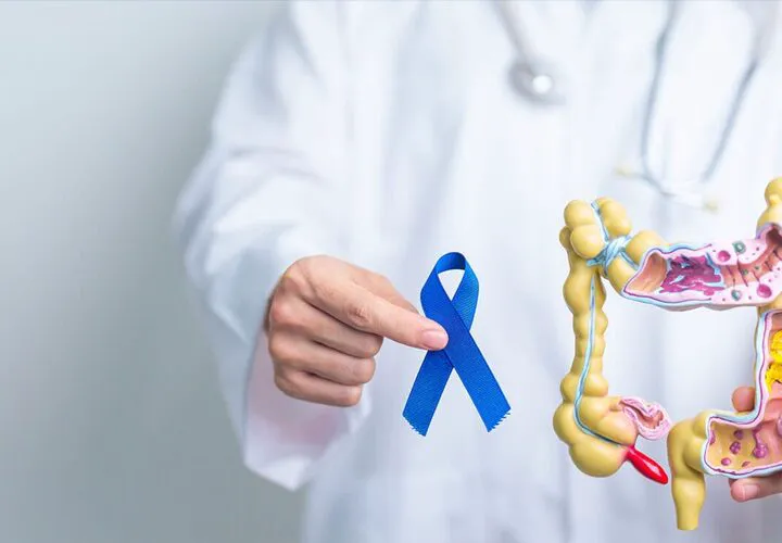 Colonoscopii gratuite, pe baza trimiterii de la medicul de familie. Semne pentru depistarea precoce a cancerului de colon