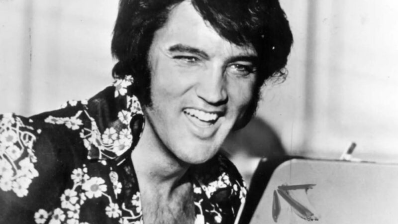 Adevăratul raport al autopsiei lui Elvis Presley va fi făcut public. Familia regelui a decis, atunci, secretizarea lui timp de 50 de ani