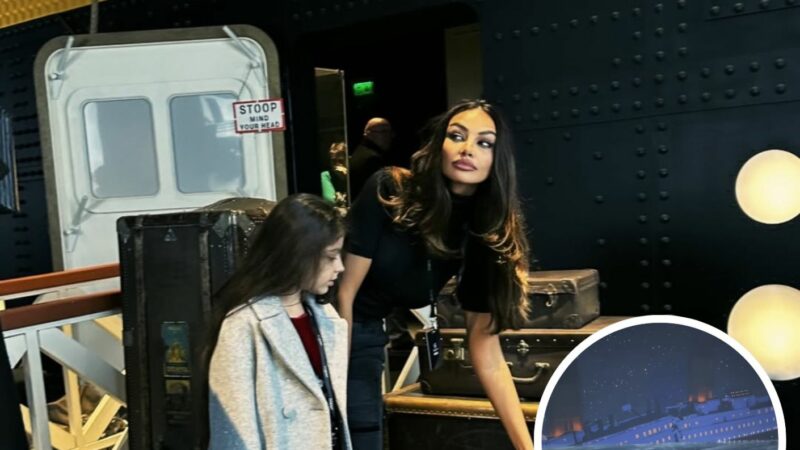 Mădălina Ghenea și fiica ei s-au apropiat de Titanic. Vedeta a vrut să fie o experiență unică