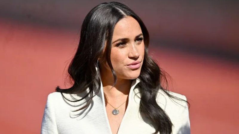 Meghan Markle, mereu nemulțumită. Și-a modificat iar inelul de logodnă