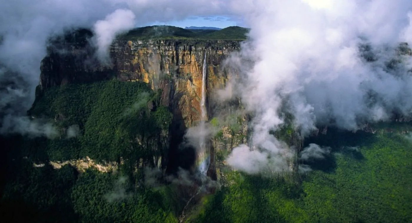 Povestea misteriosului Munte Roraima. Localnicii îl numesc Casa Zeilor