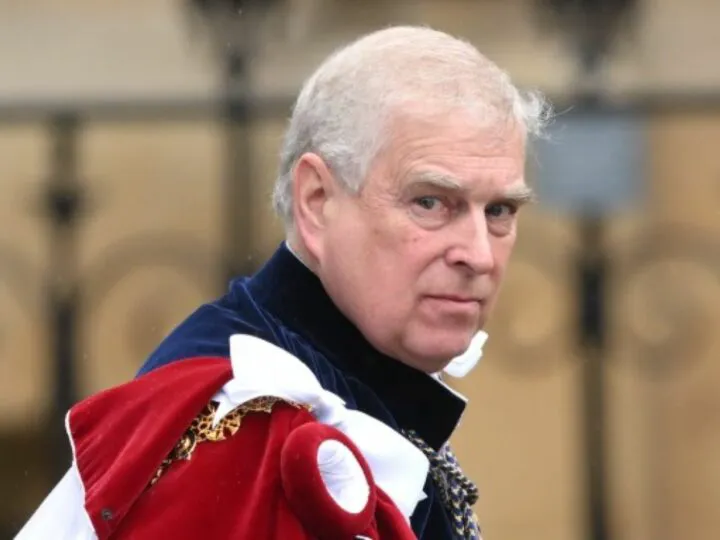 Prințul Andrew, arestat în dosarul Epstein. Fratele pervers al Regelui Charles a încercat să manipuleze Poliția
