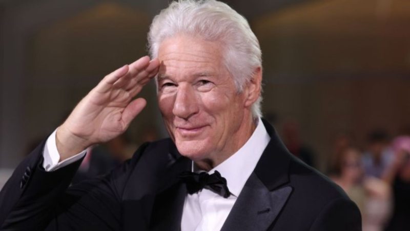 Richard Gere nu-și lasă soția singură nici la bucătărie. S-a aflat și cum se împart sarcinile în gospodărie