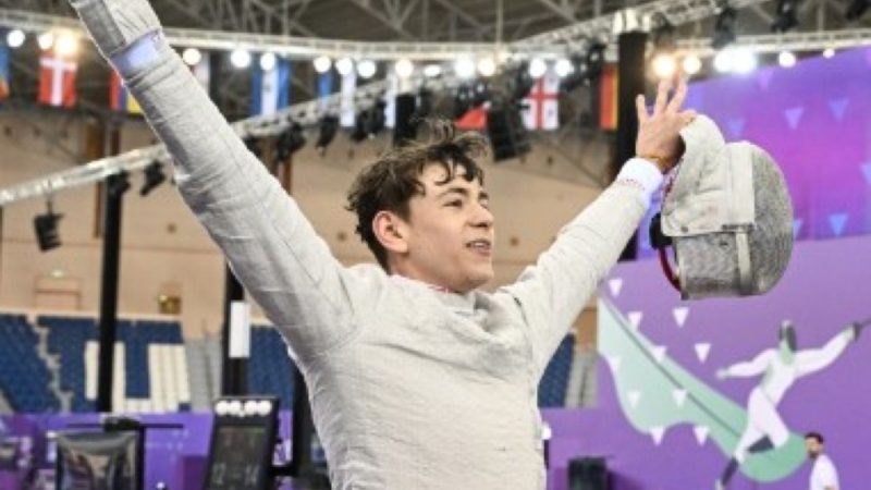 Fiul campionului olimpic Mihai Covaliu a adus aurul în familie. Vlad Covaliu, revelația Cupei Mondiale de Sabie