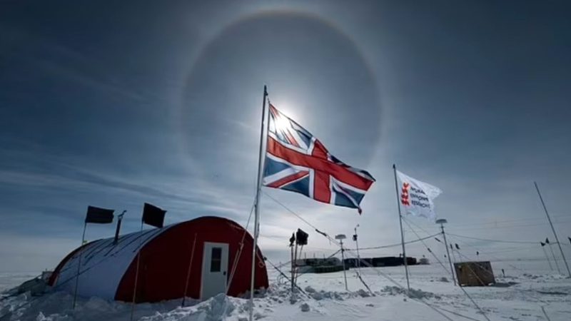 Descoperire șocantă a cercetătorilor în Antarctica. Este pentru prima dată când au găsit așa ceva în locuri atât de îndepărtate