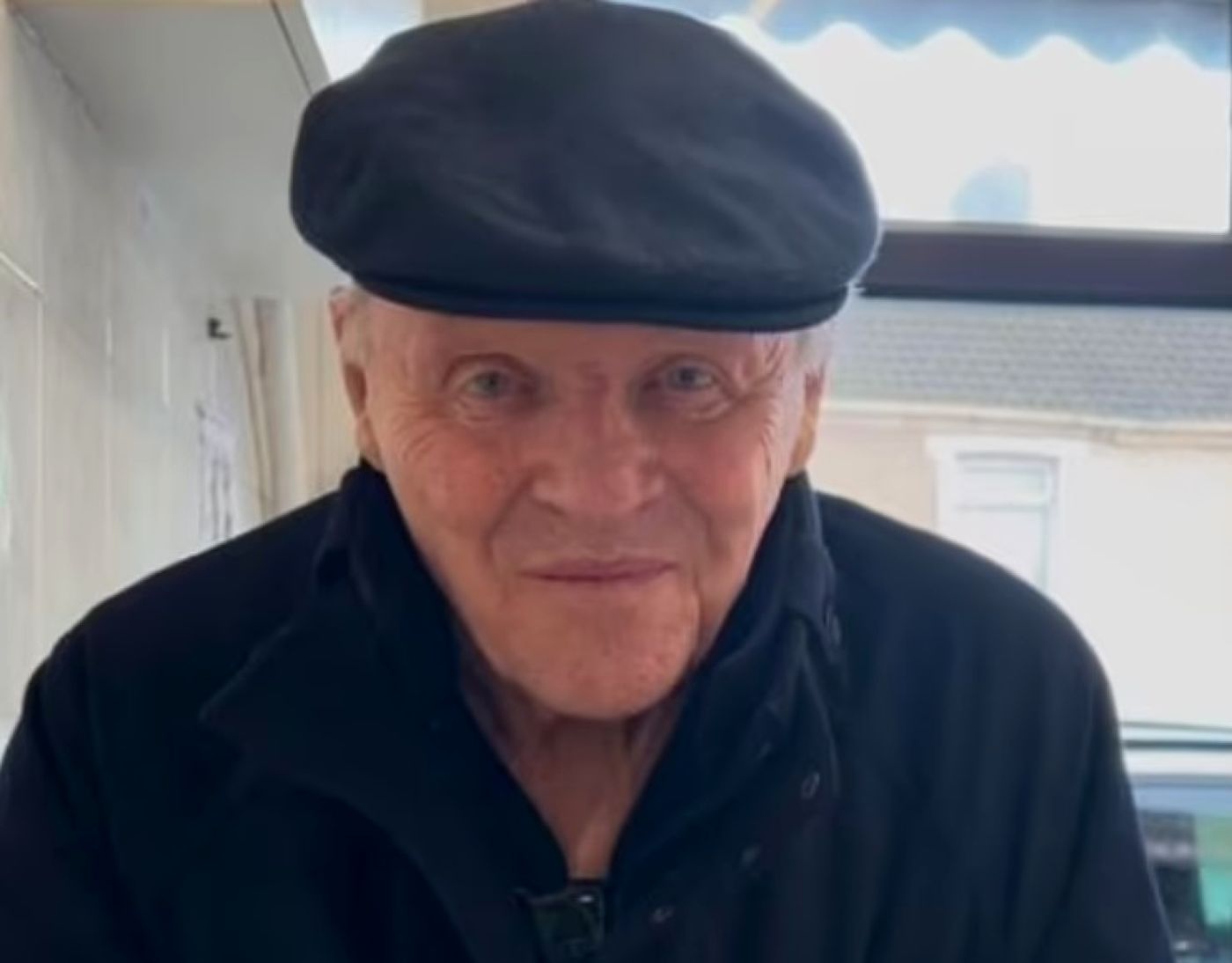 Anthony Hopkins i-a șocat pe englezii din orășelul în care s-a născut. Cum a fost surprins de localnici