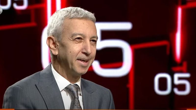 Dan Diaconescu, despre cel mai mare defect al său. Jurnalistul spune și de ce a fost numit regele fularelor