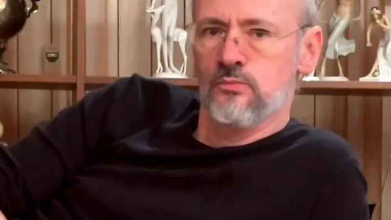 Mihai Albu, de la studentul sărac al lui Dinu Patriciu, la celebrul creator de pantofi care pleacă în luna de miere la 63 de ani