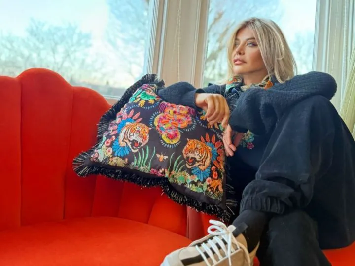 Loredana Groza arată la ce „operație” de întinerire a apelat. Artista uimește din nou