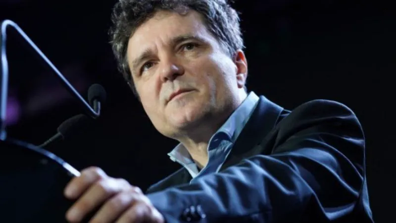 Influencerii au fost alături de Nicușor Dan la Cotroceni. Nu s-a mai văzut așa aglomerație de vedete la Palat