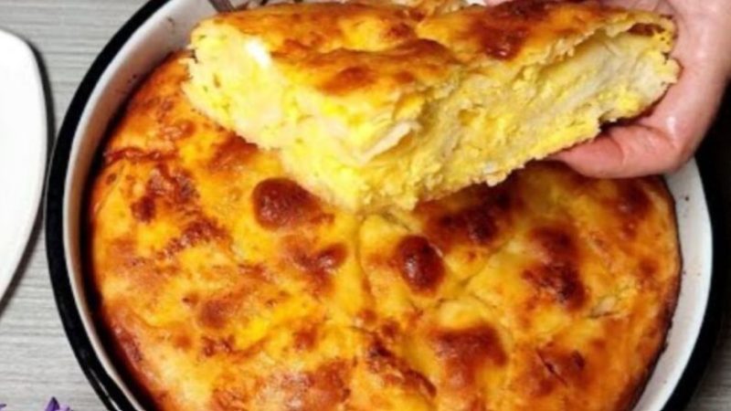 Plăcintă cu brânză, pregătită după o rețetă foarte veche. Cine gustă, nu o uită toată viața