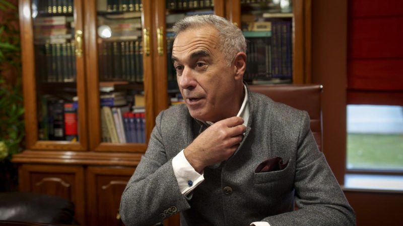 Călin Georgescu a fost rebranduit. Nu mai e Președinte ci Voievod, cu un discurs făcut de ChatGPT