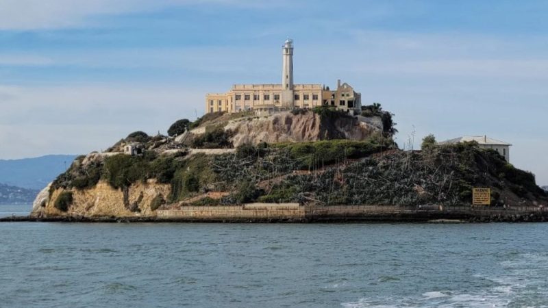 Donald Trump a cerut redeschiderea celebrei închisori Alcatraz. Ce se ascunde în celula 14 D. Pușcăria ar fi bântuită de fantome