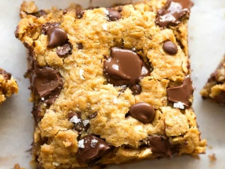 Celebra „Banana bread” americană sau rețeta pentru un românesc Chec cu banane. Câteva trucuri pentru reușită