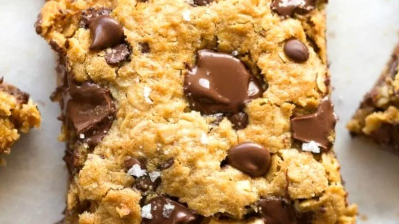 Batoane cu banane, un desert iubit și de cei mici și de cei mari. Rețetă din doar patru ingrediente