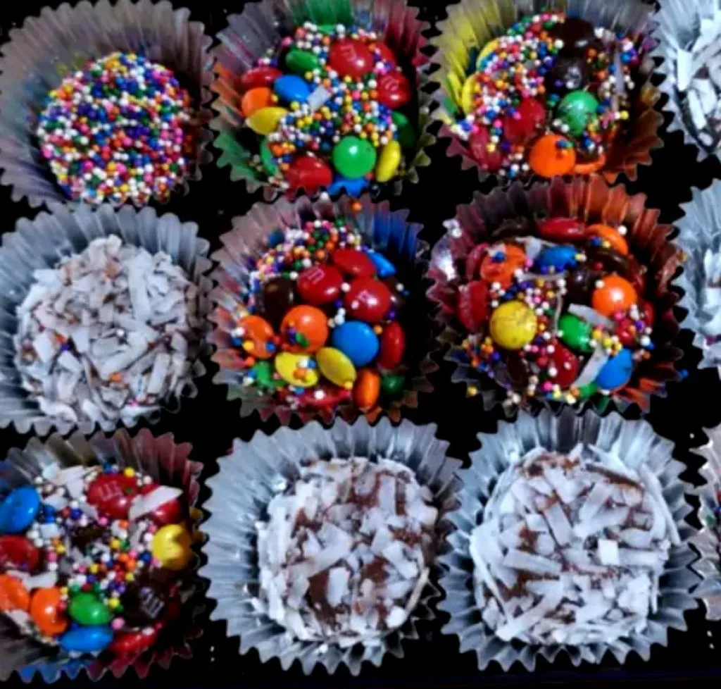 Bomboanele Brigadeiro, cel mai apreciat desert al Braziliei. Rețeta e delicioasă și are o poveste interesantă
