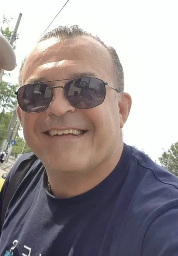 Marea iubire a lui Teo Trandafir a durat șase luni. „Dacă aș lua-o de la capăt, aș face-o fix la fel!”