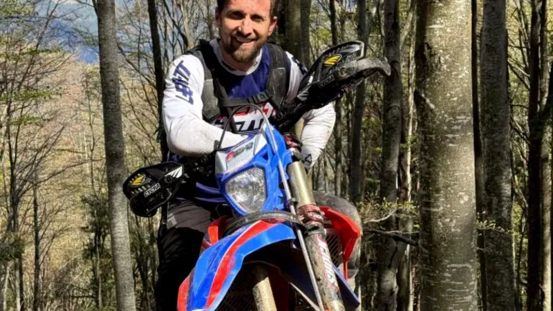 Dani Oțil le-a povestit prietenilor cum s-a prins Mihaela Rădulescu că a înșelat-o. Bărbații s-au speriat cât e de perspicace