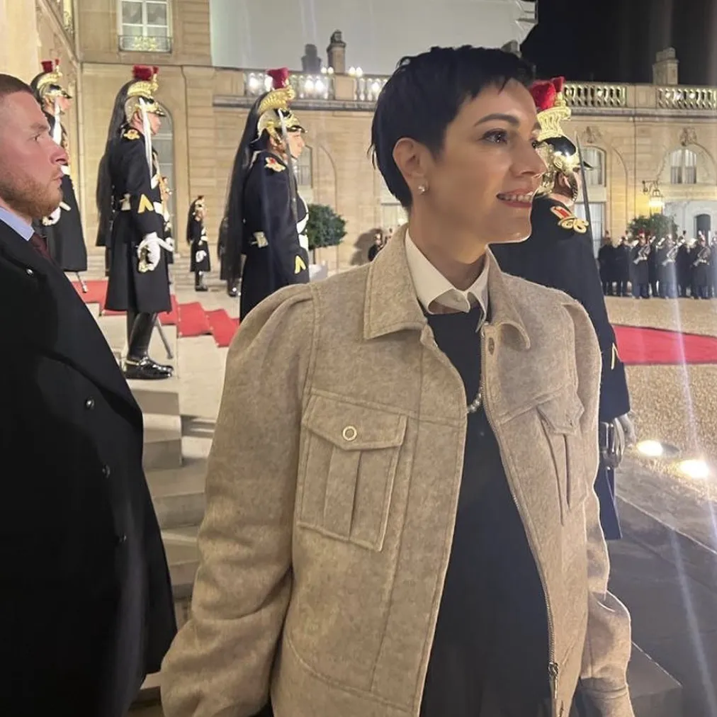 Delia Dinu, „Doamna de Fier de la Cotronceni”, cea mai elegantă femeie care a servit la Palat. Ținutele ei au devenit legendare