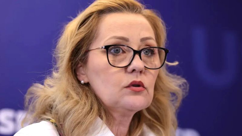 La casa din pozele lui Lasconi s-au acoperit camerele video de supraveghere. Ce spun vecinii despre cei care au fotografiat