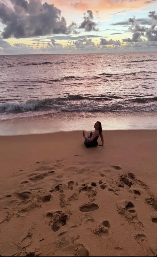 Iulia Vântur a renunțat la costumul de baie. Imagini copleșitoare