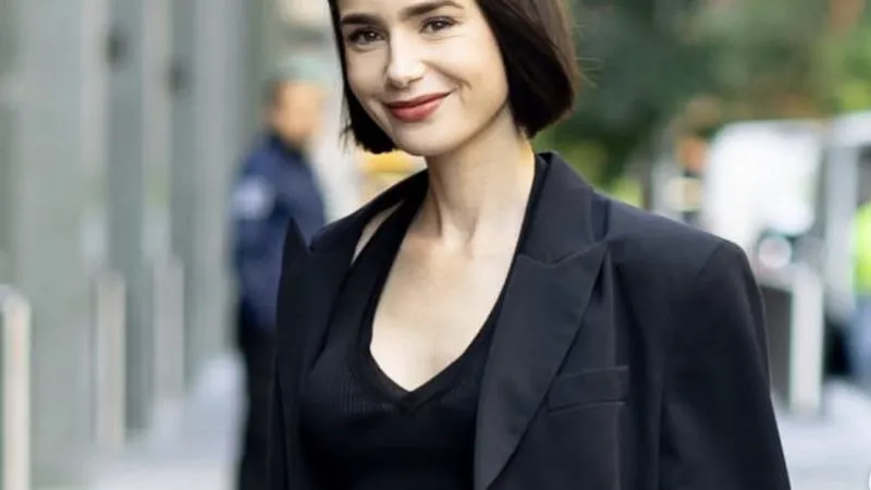 Schimbare pe platourile de filmare la serialul „Emily in Paris”. Un mic personaj captează atenția