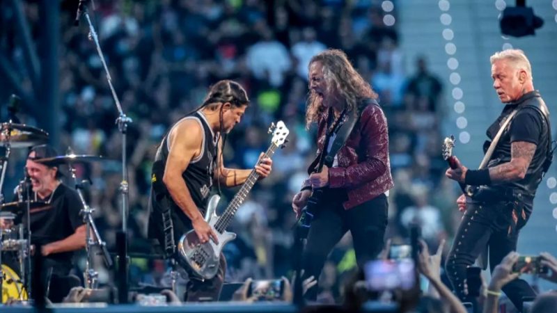 Legendarii de la Metallica vin în concert la București. Cât costă biletele