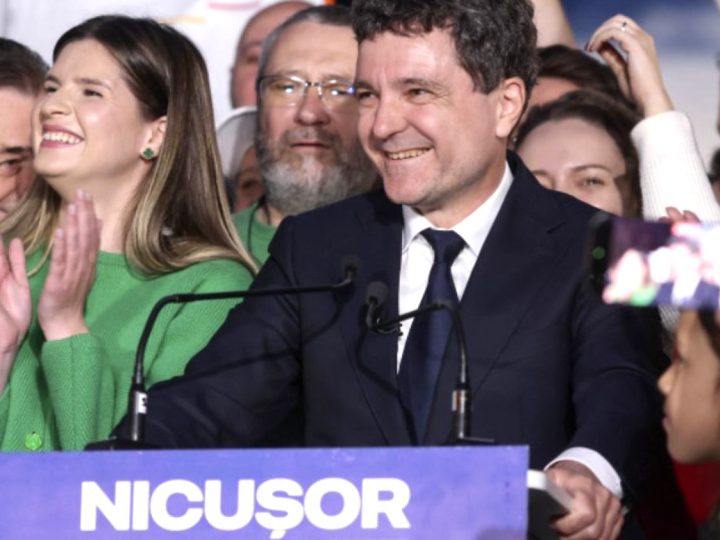 Nicușor Dan transformă calomnia în opinie pentru neprihănita Oana Gheorghiu