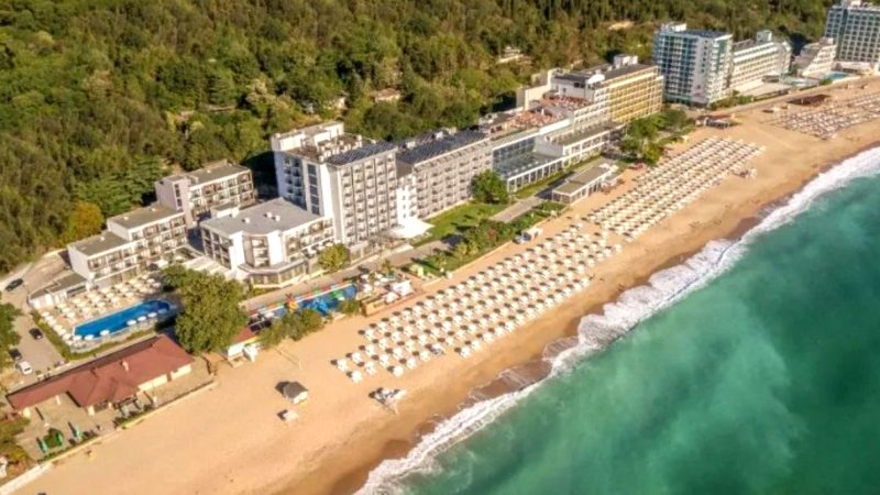 Au sărit prețurile pe litoralul bulgăresc. Cât vor trebui să plătească acum românii