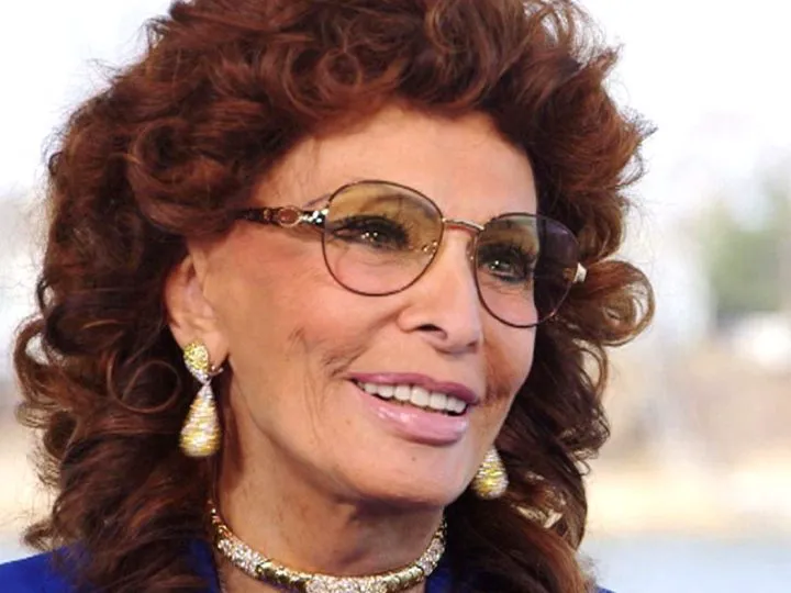Cum a învățat Sophia Loren să-și legene șoldurile. Ce metodă inedită a folosit soțul vedetei, Carlo Ponti