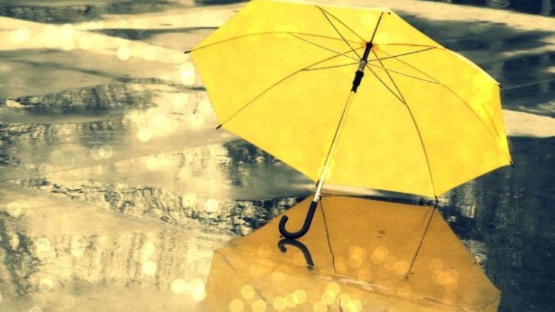 Ciclonul din Marea Neagră aduce ploi abundente și vreme rece în România. Avertizări ANM și riscuri hidrologice