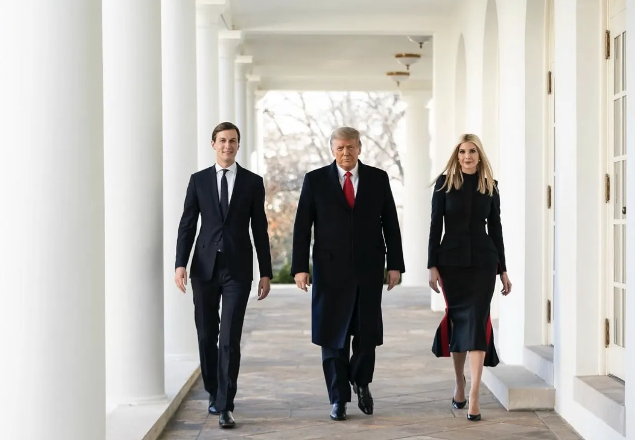 Sârbii i-au dat cu flit președintelui Americii. Un proiect al familiei Trump provoacă acuzații penale la Belgrad