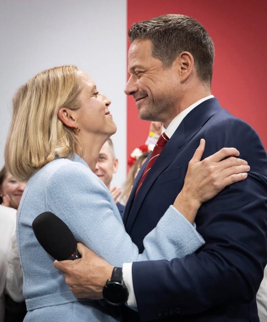 S-a râs de România, însă Polonia și-a ales cel mai dubios președinte. Au repetat și episodul „Mihaela, dragostea mea...”