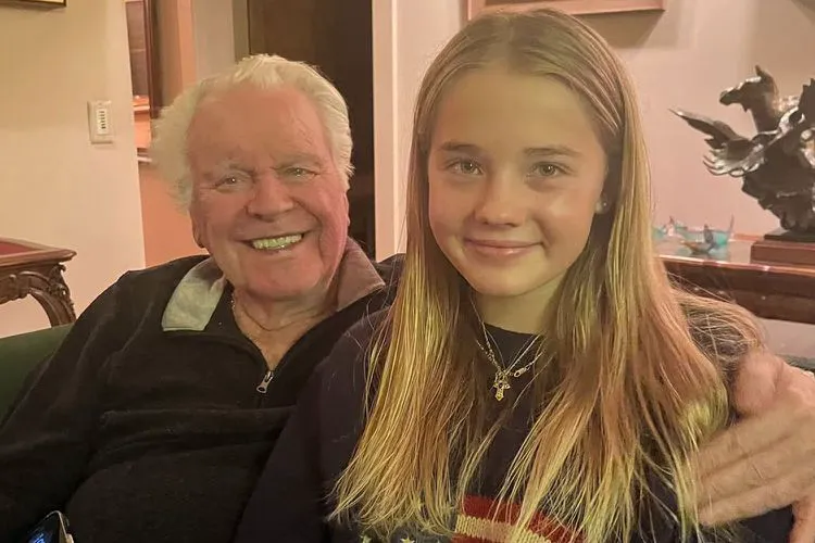 Nepoata lui Natalie Wood, numită după un personaj jucat de actriță. Tânăra are 13 ani și e la fel de frumoasă ca bunica ei 