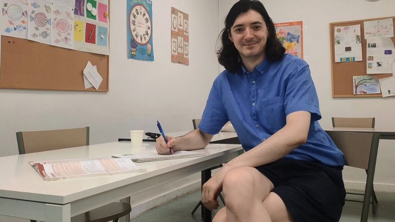 Profesorul în fustiță de la Universitatea București, dezvăluiri în limba franceză. A avut ultima lecție la Institutul Francez. Foto